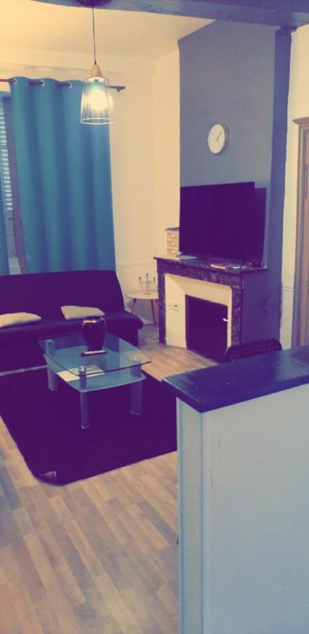 Appartement 48M2 Pour 6 Personnes Au Centre Ville Historique Avec Parking Gratuit Et Une Borne De Recharge Pour Voiture A 10 Metres Αβαλόν Εξωτερικό φωτογραφία